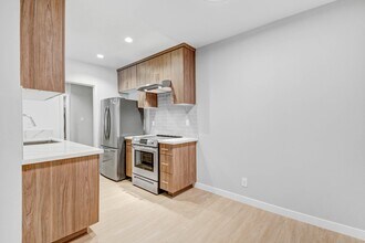 1525 Amherst in Los Angeles, CA - Building Photo - Building Photo