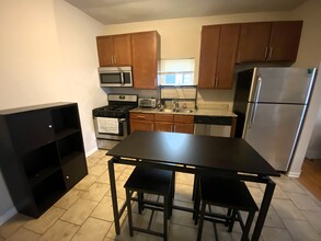 3040 N California Ave in Chicago, IL - Building Photo - Building Photo