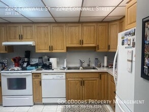 2242 Cornwall St in Regina, SK - Building Photo - Building Photo