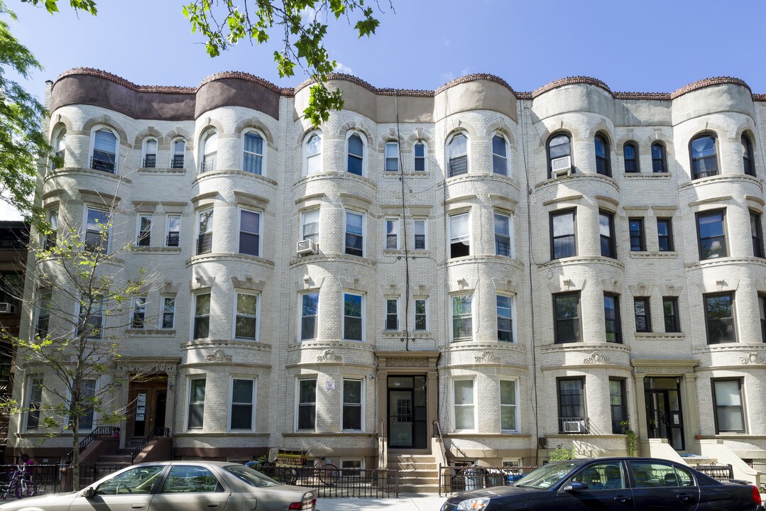 273 Halsey St in Brooklyn, NY - Building Photo