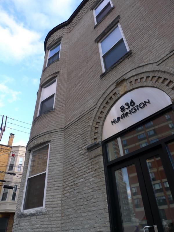 836 Huntington Ave, Unit 3 in Boston, MA - Building Photo - Building Photo
