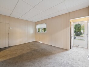 6024 Hazel St, Unit 6024 HAZEL in Taylor, MI - Building Photo - Building Photo