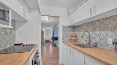 1400 Pennsylvania Ave in Miami Beach, FL - Building Photo - Building Photo