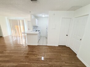 36 N Crossings Cir in Boynton Beach, FL - Building Photo - Building Photo