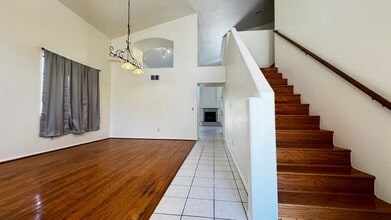 330 N Nightfall Ave in Tucson, AZ - Building Photo - Building Photo