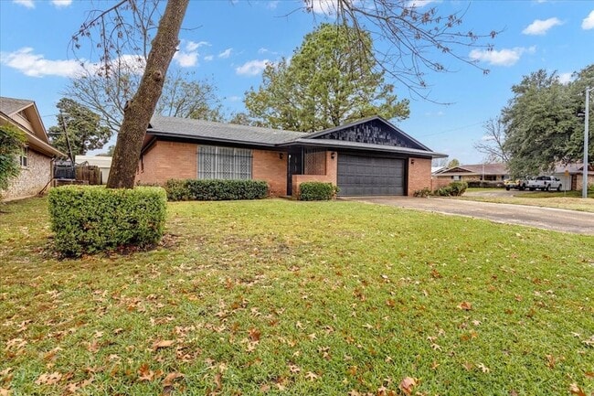 509 Dean Dr in Denison, TX - Building Photo - Building Photo