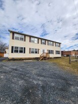 111 Lenox Ave in East Stroudsburg, PA - Building Photo