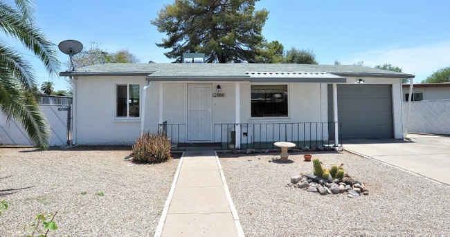 5044 E Adams St in Tucson, AZ - Building Photo - Building Photo