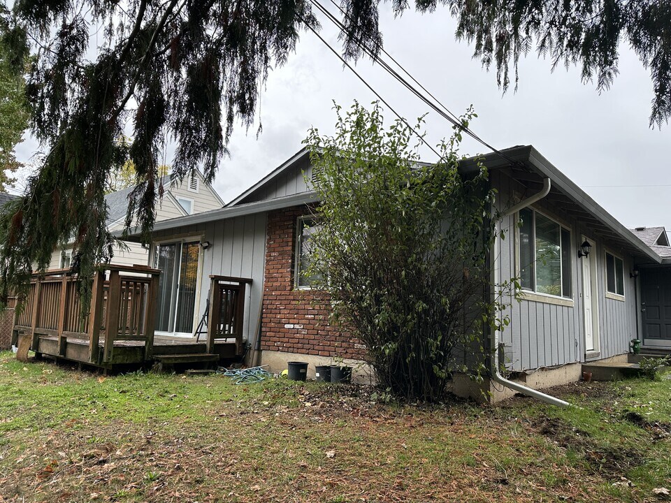 2912 R St in Vancouver, WA - Building Photo