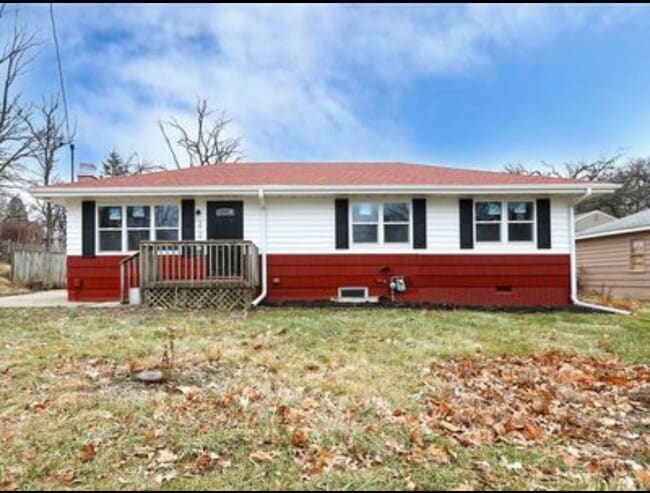 property at 212 Thornton Ave