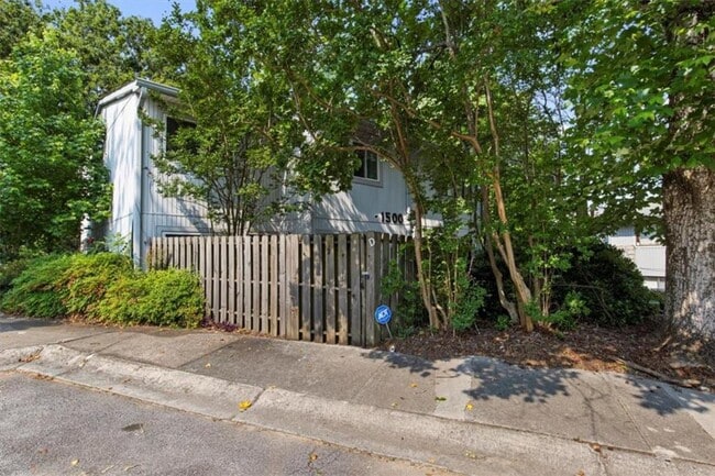 property at 1500 Pine Log Rd NE