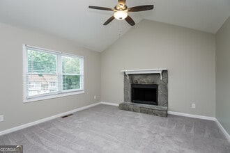 2498 Winding Creek Dr in Lithia Springs, GA - Building Photo - Building Photo