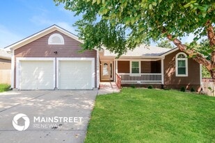 15100 E 49th St in Kansas City, MO - Building Photo