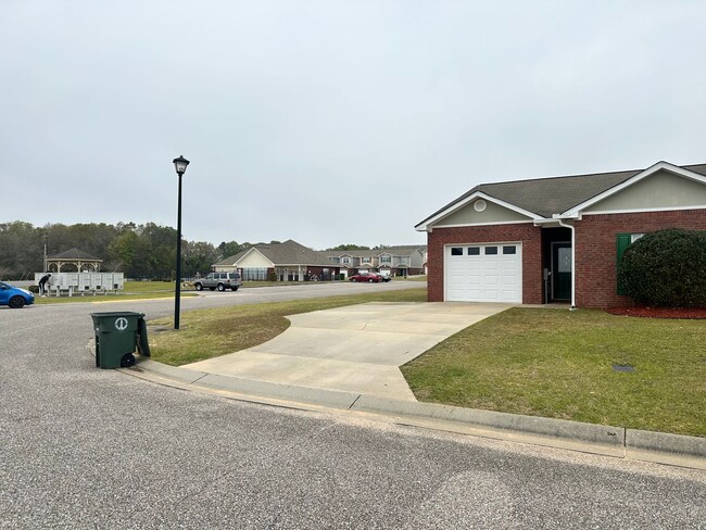 203 Camden Drive-Unit -203 Camden Drive in Enterprise, AL - Building Photo - Building Photo