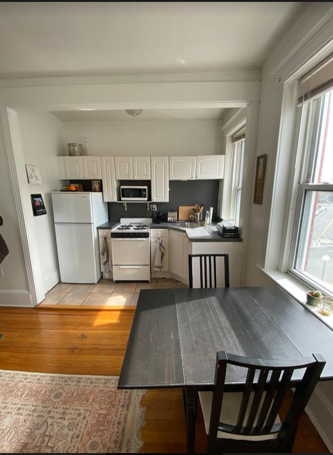 165 Hemenway St, Unit 9 in Boston, MA - Foto de edificio - Building Photo