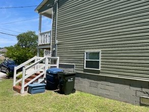 223 W 5th St-Unit -B in Washington, NC - Building Photo - Building Photo