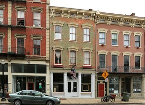 1317 Main St in Cincinnati, OH - Building Photo