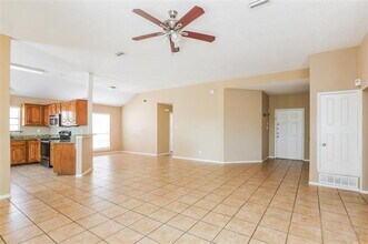 5104 Redwater Dr in Arlington, TX - Building Photo - Building Photo