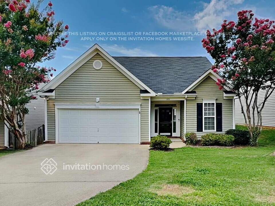 113 Hutson Ln in Clayton, NC - Building Photo