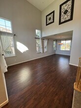 1373 Stonehaven Dr in Brentwood, CA - Building Photo - Building Photo
