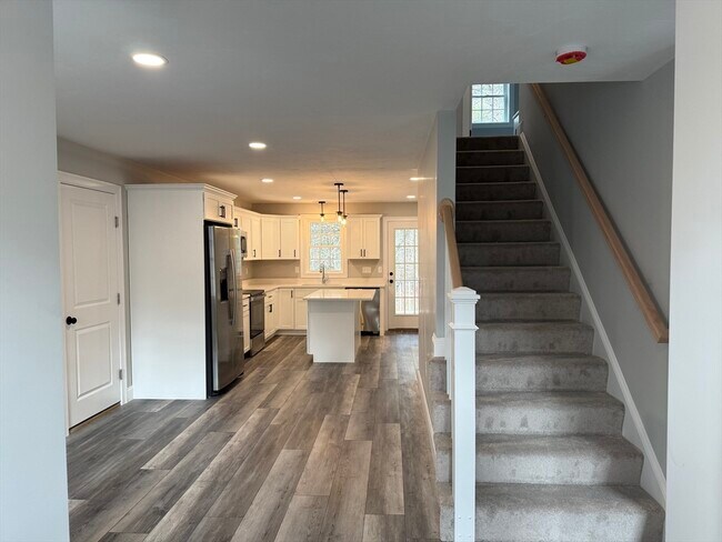 19 Kashmirs Way in Middleboro, MA - Building Photo - Building Photo