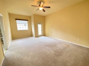 7415 Arlington Grove Cir in Tampa, FL - Building Photo - Building Photo