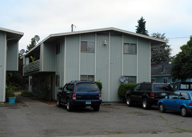 2435 Lee St SE in Salem, OR - Building Photo - Building Photo