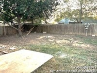 10011 Trout Ridge Dr in Converse, TX - Building Photo - Building Photo