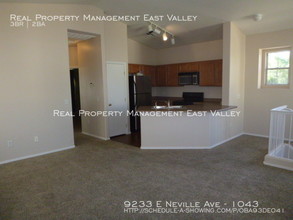 9233 E Neville Ave-Unit -1043 in Mesa, AZ - Building Photo - Building Photo