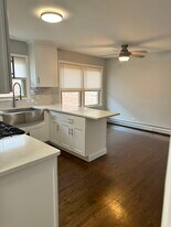 8222 Grand Ave, Unit 3a in River Grove, IL - Building Photo