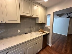1541 E Waterbury Dr, Unit Waterbury in Murray, UT - Building Photo - Building Photo
