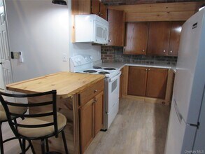 76 Webster Ave in Goshen, NY - Building Photo - Building Photo