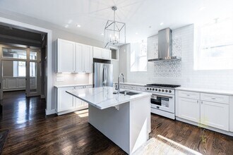 85 Regent St in Boston, MA - Building Photo - Building Photo