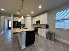 305 Crossvine Trail in Georgetown, TX - Foto de edificio - Building Photo