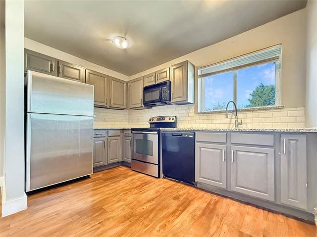 740 Edgemont Ave in Dallas, TX - Building Photo