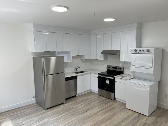 13722 232A St in Maple Ridge, BC - Building Photo - Building Photo