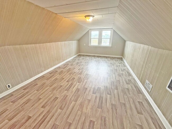 property at 8505 Garfield Blvd
