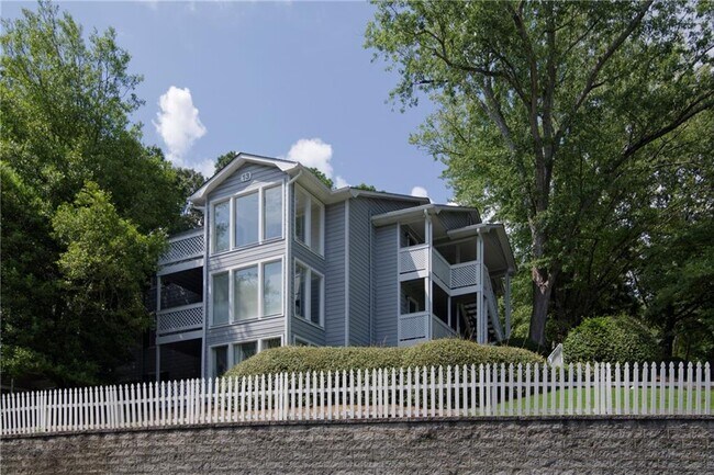 property at 1304 Natchez Trace