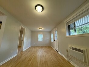 4914 Inglewood Ct in Nashville, TN - Building Photo - Building Photo