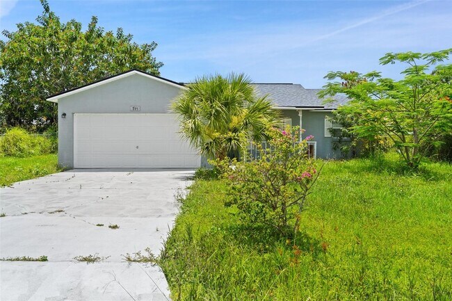 795 Squirrel Ct in Kissimmee, FL - Building Photo - Building Photo