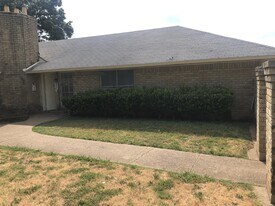 3112 Lourdes St in Dallas, TX - Building Photo