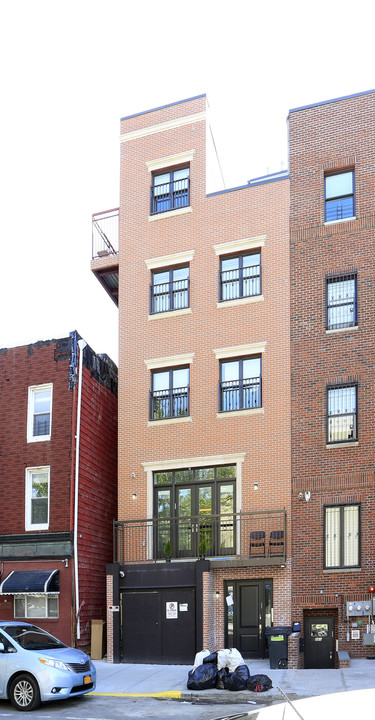 199 Franklin Ave in Brooklyn, NY - Building Photo