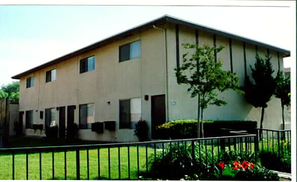 4720 Bandera St in Montclair, CA - Building Photo - Building Photo