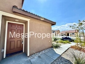 14173 Mustang Cir in Adelanto, CA - Building Photo