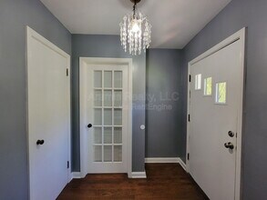1457 Clairmont Rd in Decatur, GA - Building Photo - Building Photo