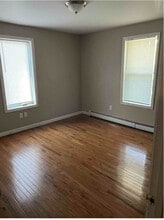 606 Champlain St in Berlin, NH - Building Photo - Building Photo