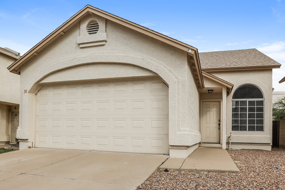 3755 E Broadway Rd in Mesa, AZ - Building Photo