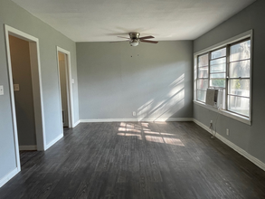 Johnson Apartments in Alvin, TX - Building Photo - Interior Photo