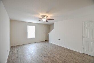 536 Patriot Park Ct in Clarksville, TN - Building Photo - Building Photo