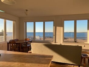 5 Ram Island Farm Rd in Cape Elizabeth, ME - Building Photo - Building Photo